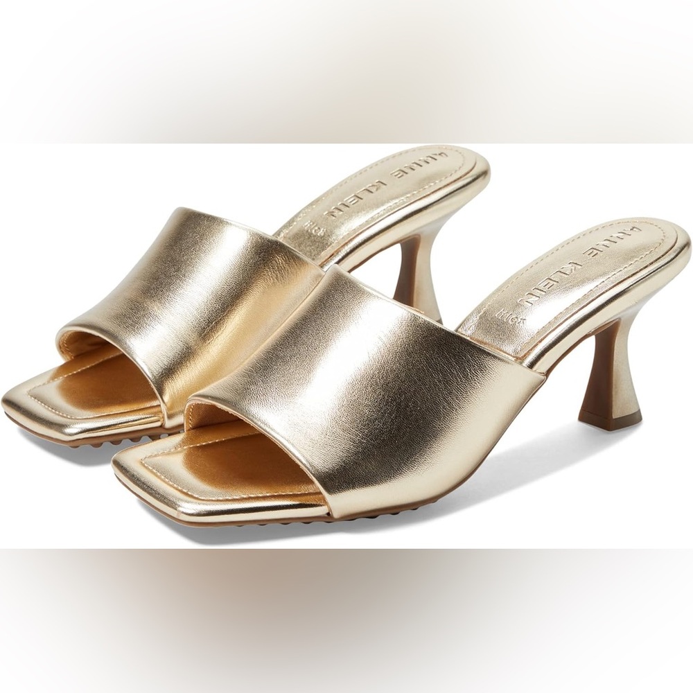 Anne Klein Iflex Janae Pump Gold Nwot